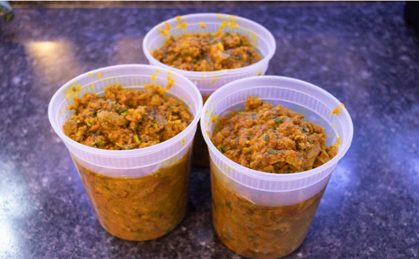 How to make homemade dog food with turmeric